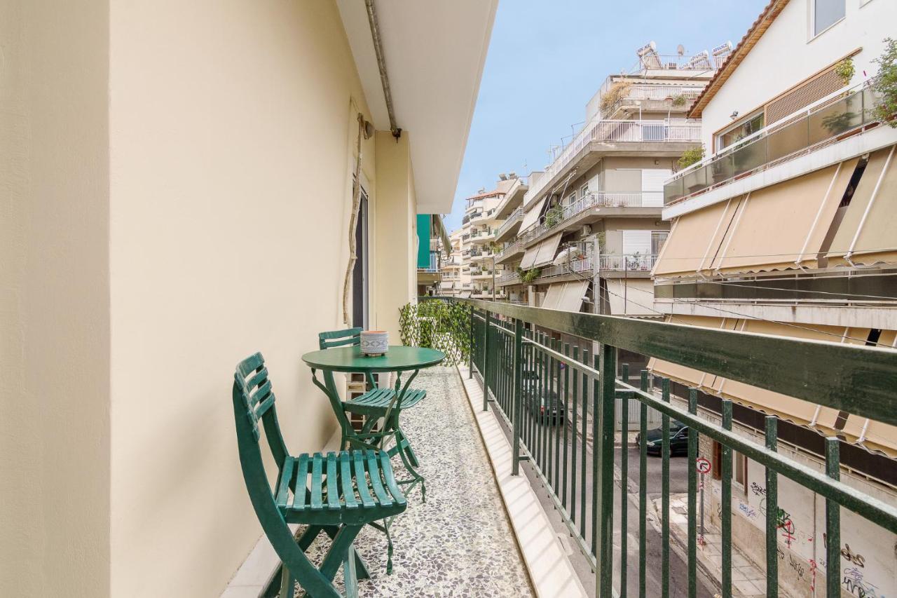 Nice Studio In Pagkrati Atenas Exterior foto
